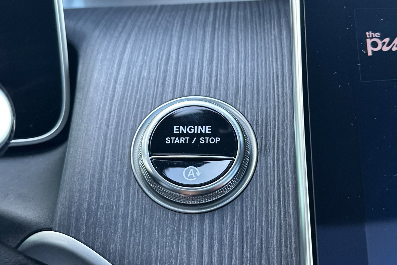 Certified 2025 Mercedes-Benz GLC 300 4MATIC image 22