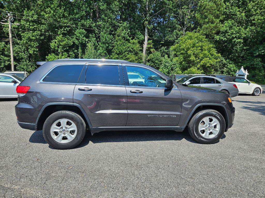 Used 2017 Jeep Grand Cherokee Laredo w/ Quick Order Package 2BE RWD image 11