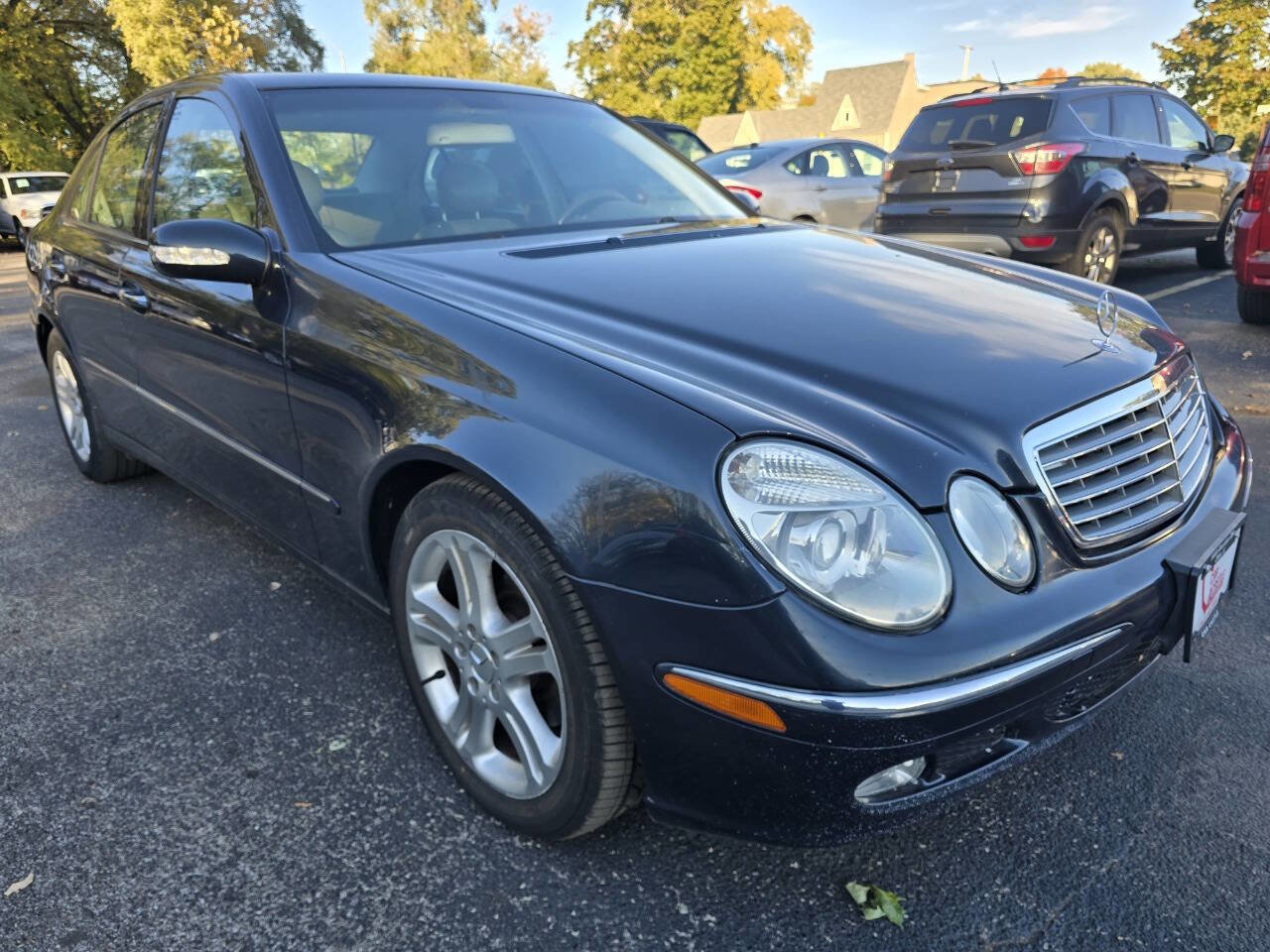 Used 2005 Mercedes-Benz E 320 4MATIC Sedan image 3