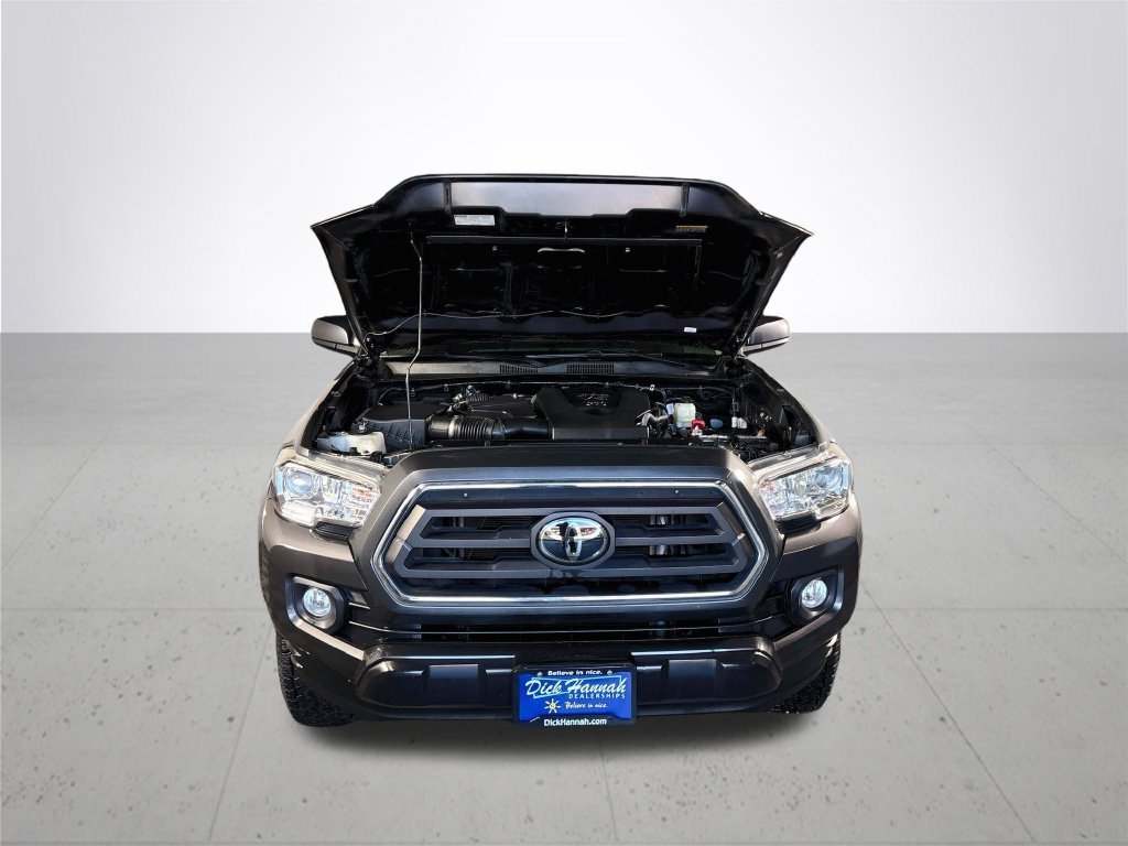 Used 2021 Toyota Tacoma SR5 RWD image 21