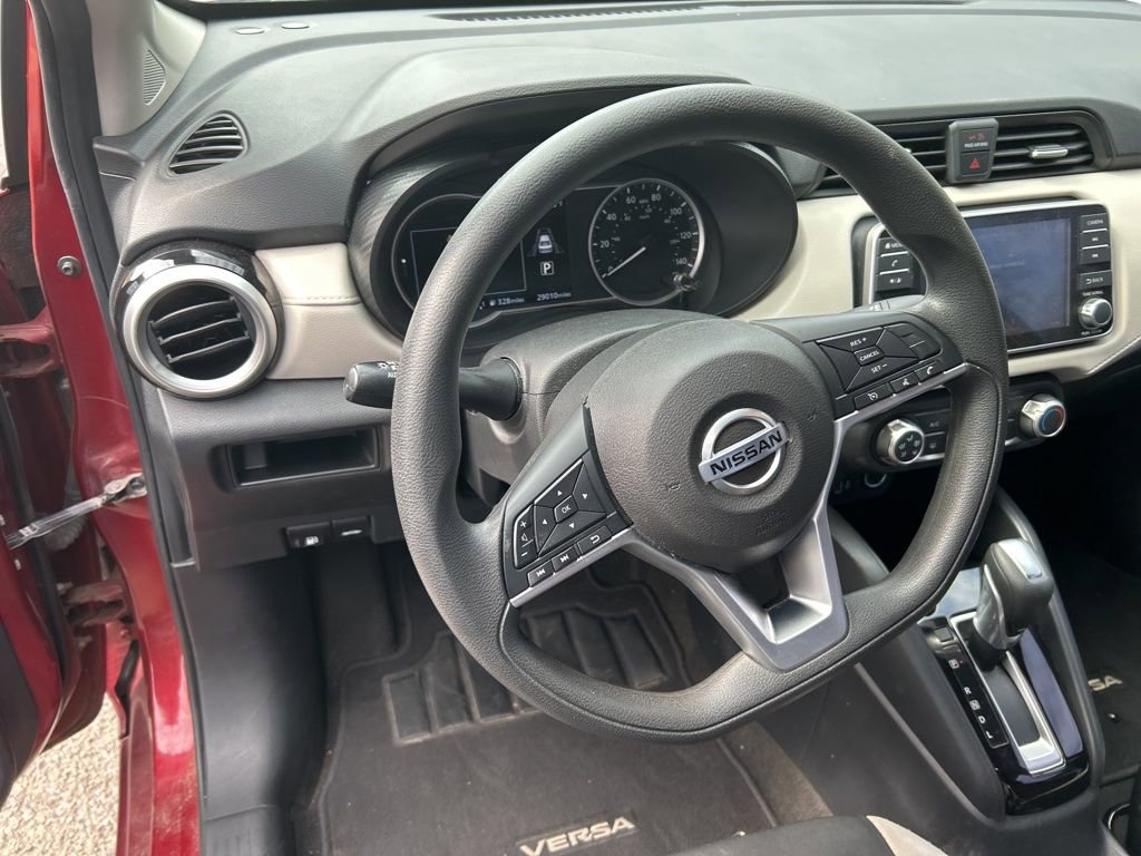 Used 2021 Nissan Versa SV image 17