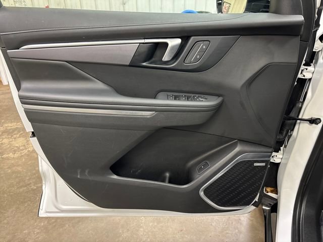 Used 2025 Buick Enclave Sport Touring image 10