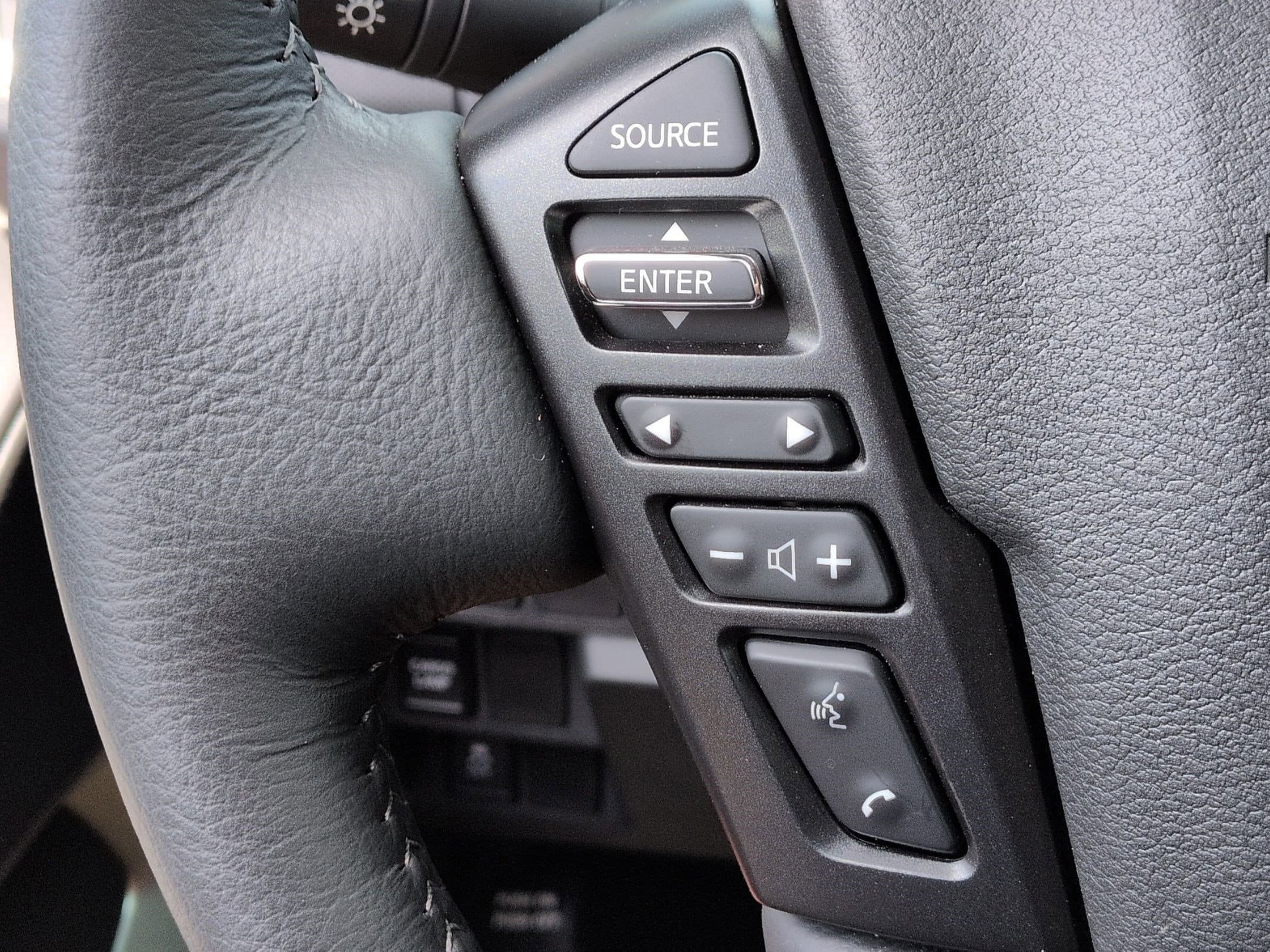 Certified 2024 Nissan Frontier SV w/ SV Convenience Package RWD image 18