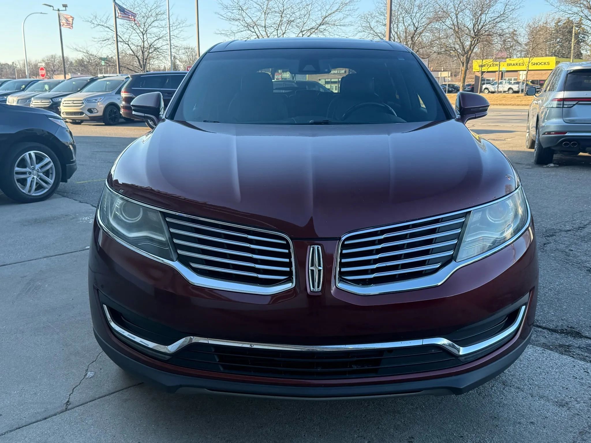 Used 2016 Lincoln MKX Reserve w/ Climate Package image 2