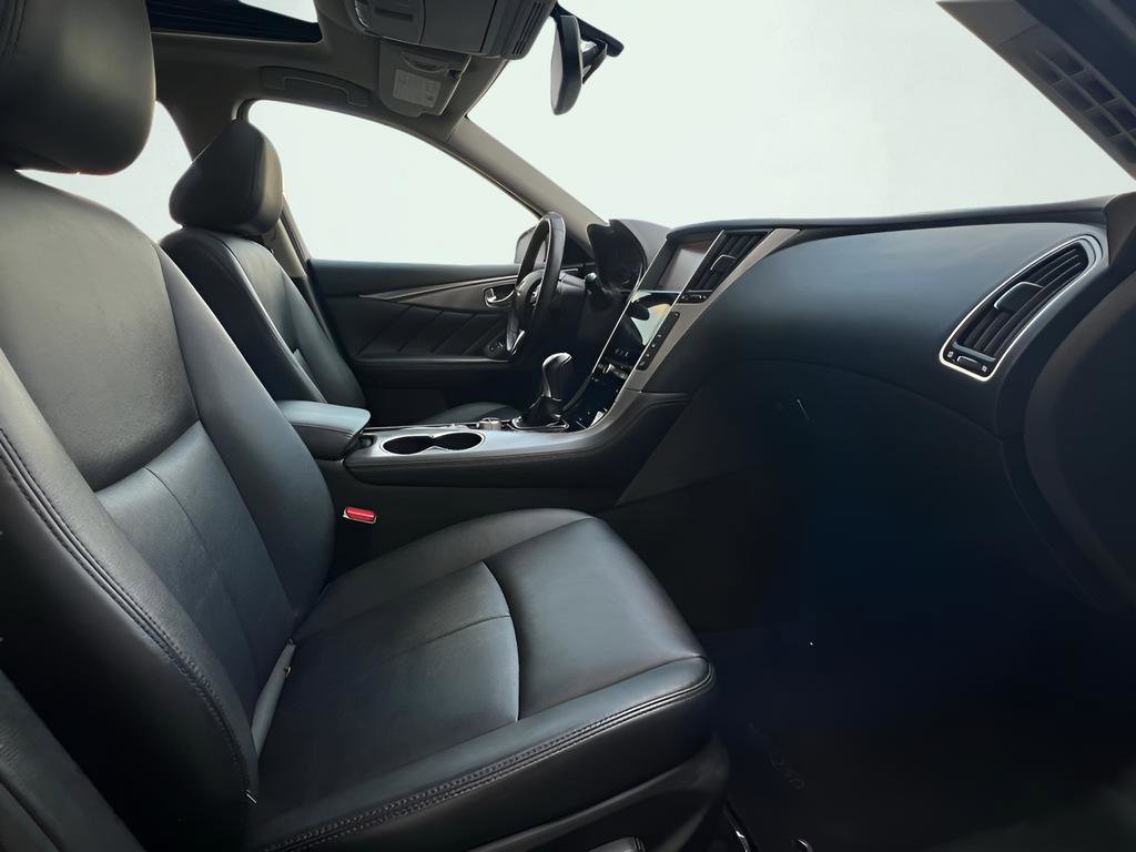 Used 2016 INFINITI Q50 Premium w/ 2.0T Premium Plus Package image 28