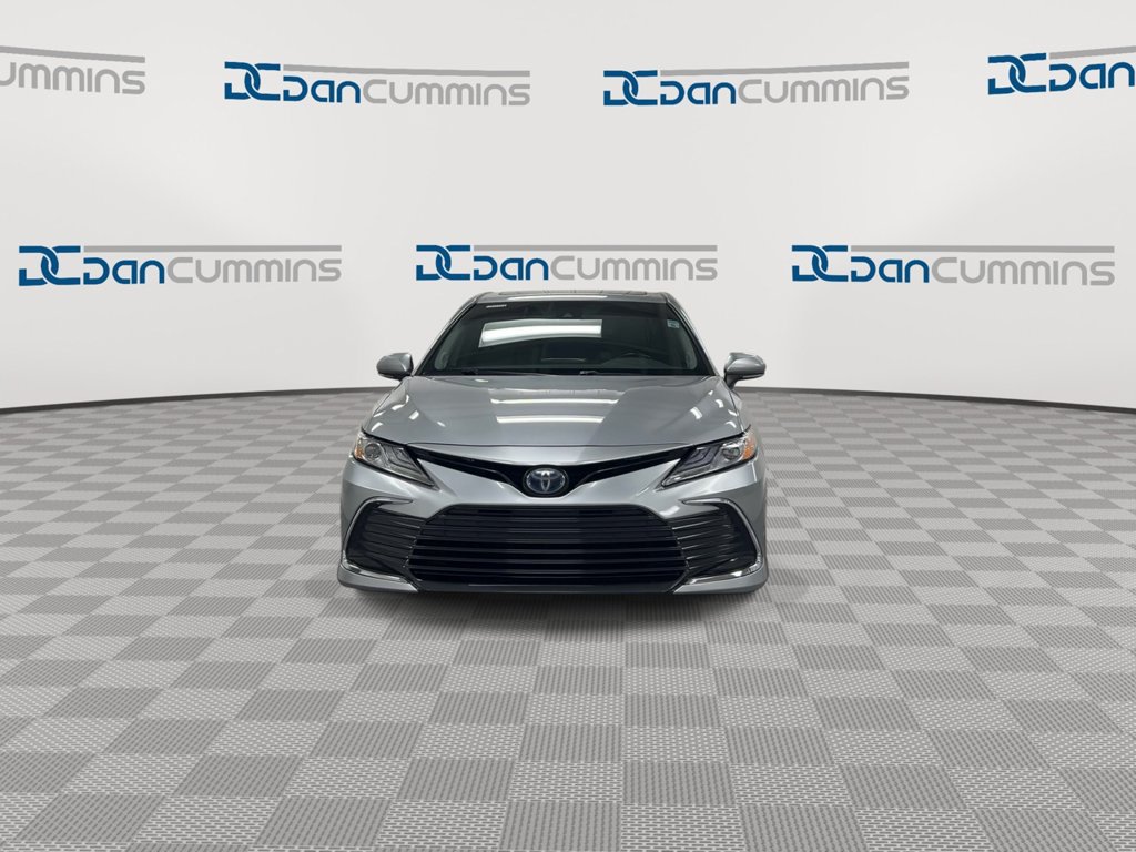 Used 2021 Toyota Camry XLE w/ Navigation Upgrade Package FWD image 3