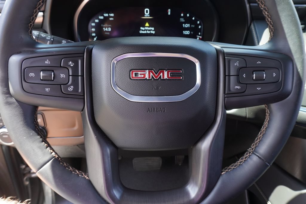 Certified 2024 GMC Yukon XL AT4 w/ AT4 Premium Package AWD/4WD image 21