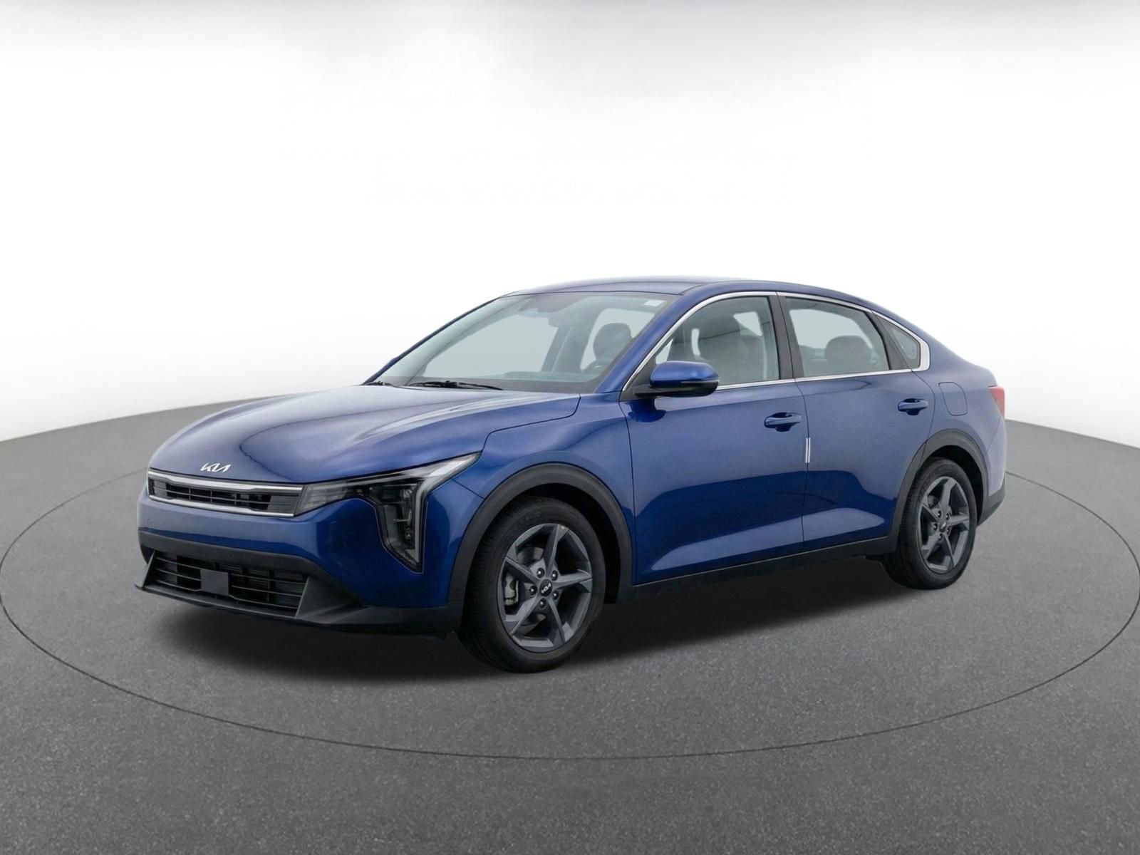 Used 2025 Kia K4 FWD image 3