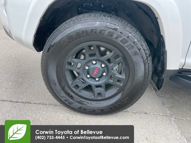 Used 2024 Toyota 4Runner TRD Off-Road Premium w/ Moonroof Package AWD/4WD image 39