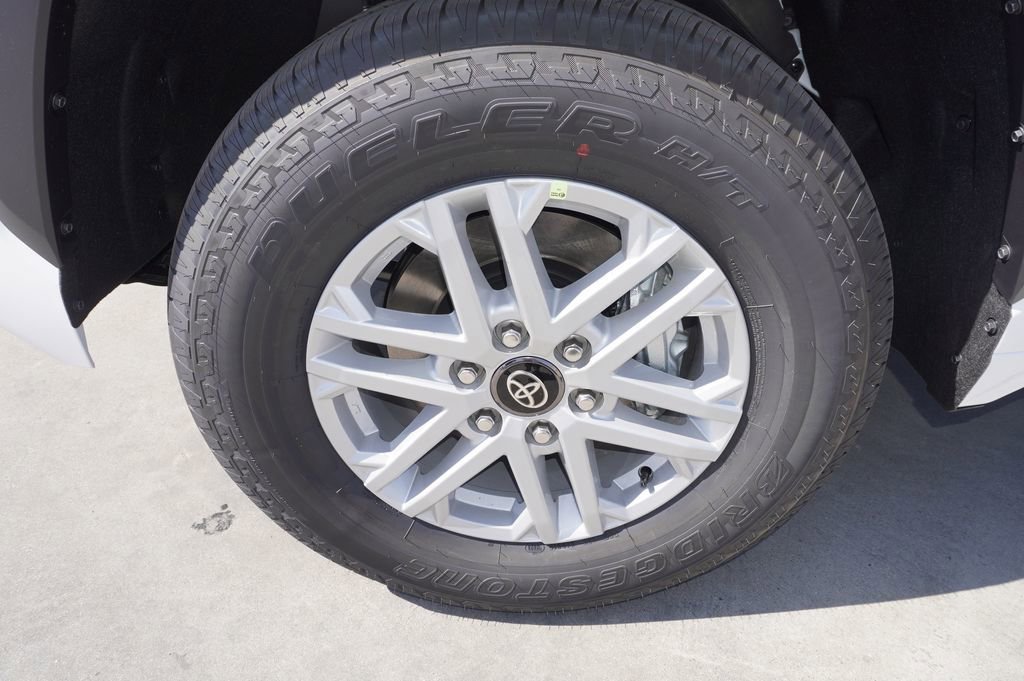 New 2026 Toyota Tundra SR5 image 18