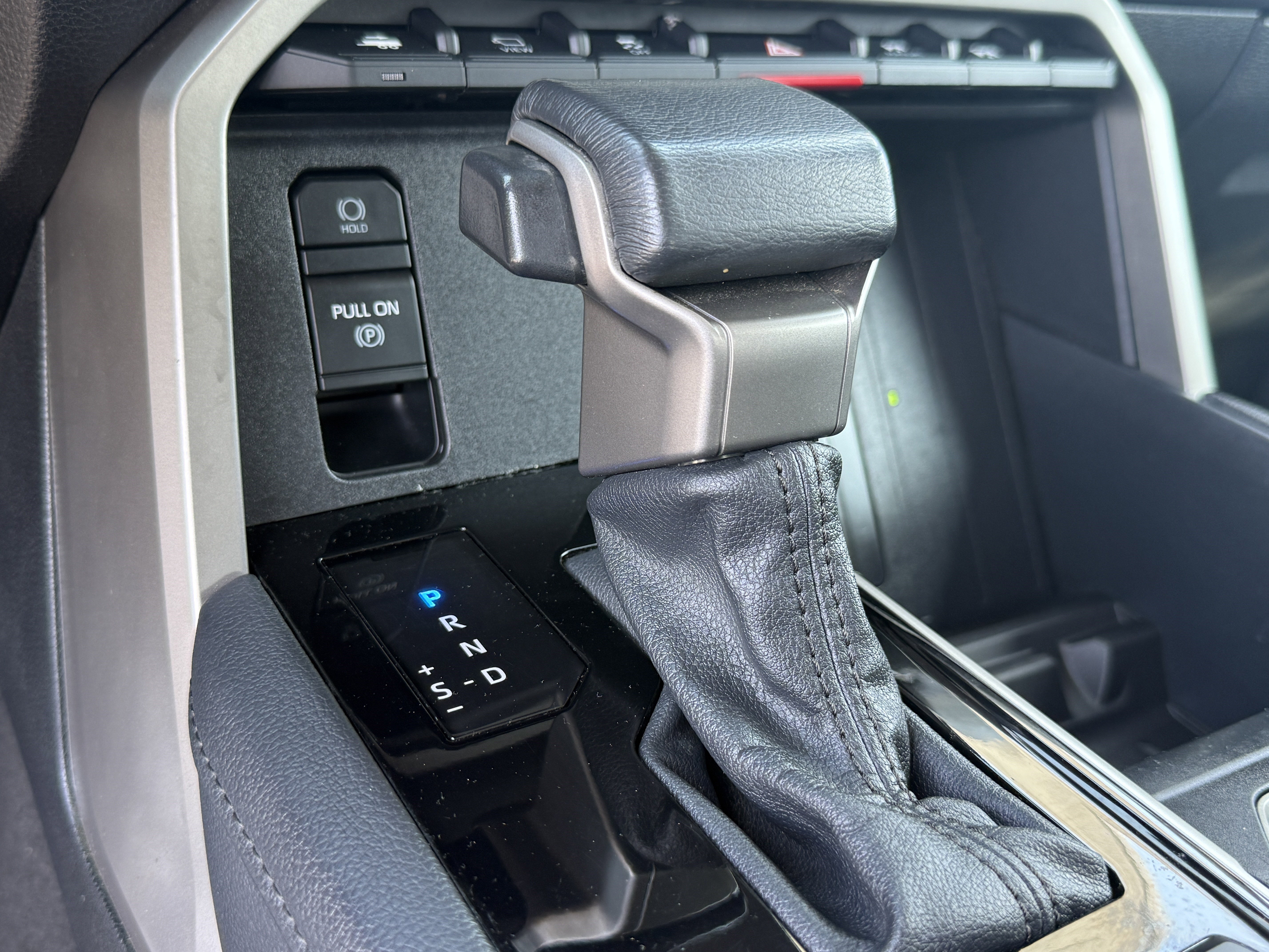 Used 2022 Toyota Tundra Limited image 21