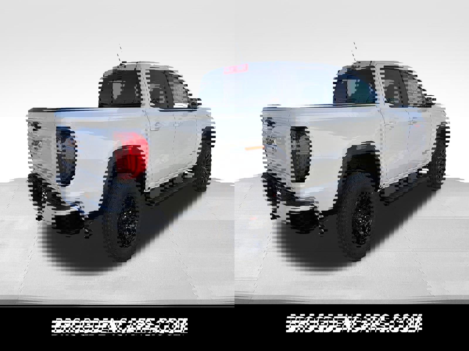 New 2026 GMC Canyon Elevation image 3