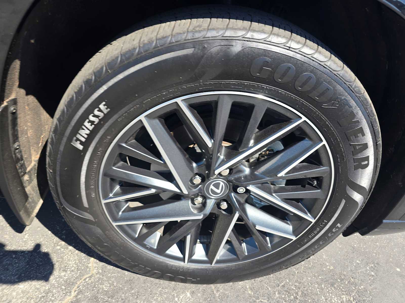 Used 2024 Lexus TX 350 AWD w/ Technology Package image 9