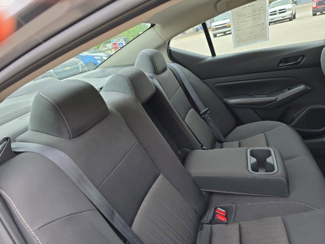 Used 2024 Nissan Altima 2.5 SV image 40