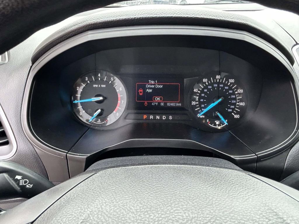 Used 2018 Ford Edge SE image 22