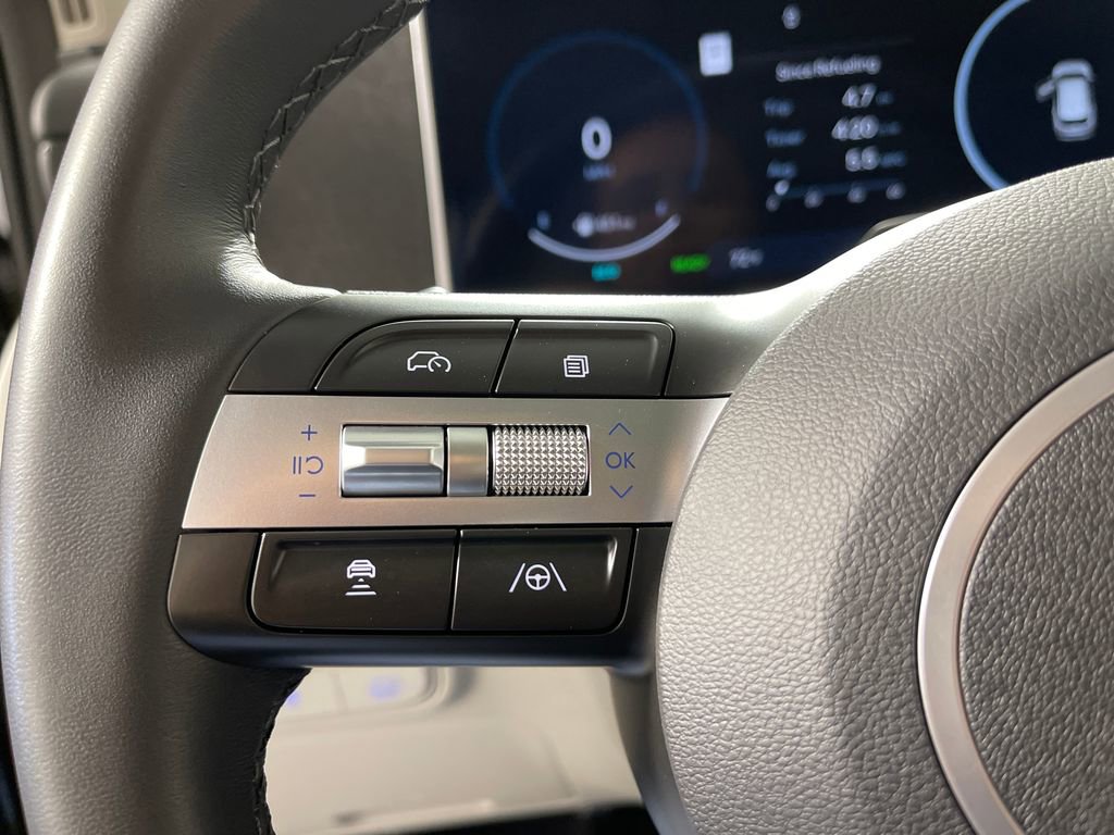 Certified 2025 Hyundai Tucson SEL image 30