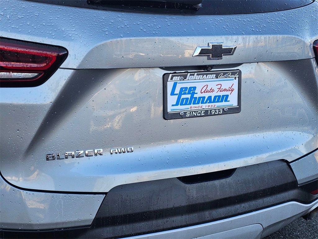 Used 2023 Chevrolet Blazer LT w/ Driver Confidence Package image 23