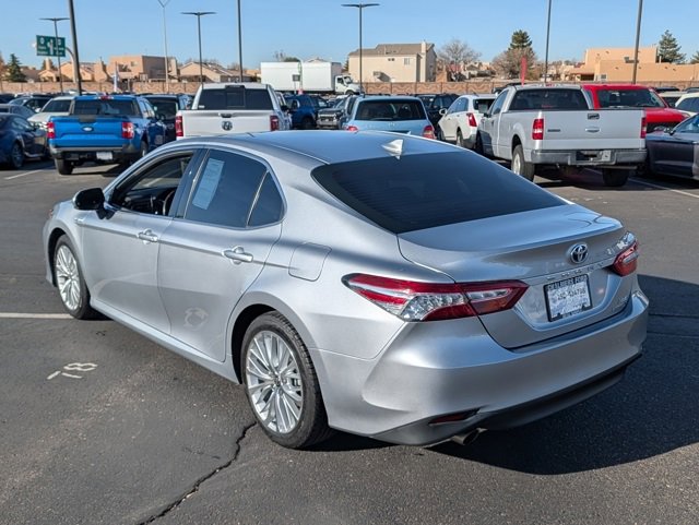 Used 2020 Toyota Camry XLE image 4