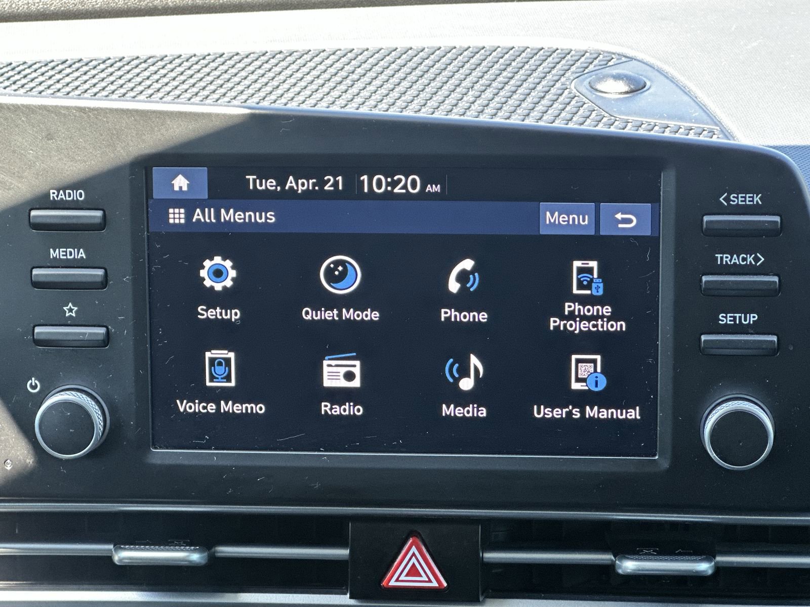 Used 2025 Hyundai Elantra SE FWD image 28