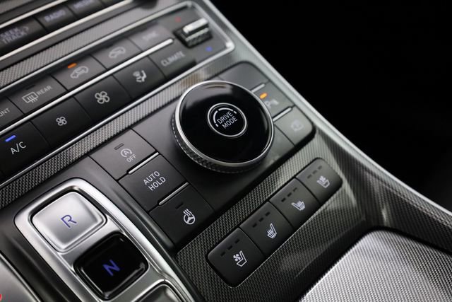 Used 2023 Hyundai Santa Fe Limited image 22