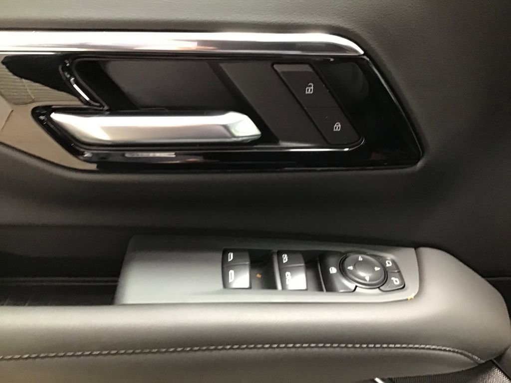 New 2026 Chevrolet Tahoe LS image 17