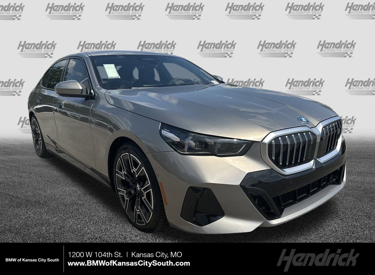 New 2026 BMW i5 eDrive40
