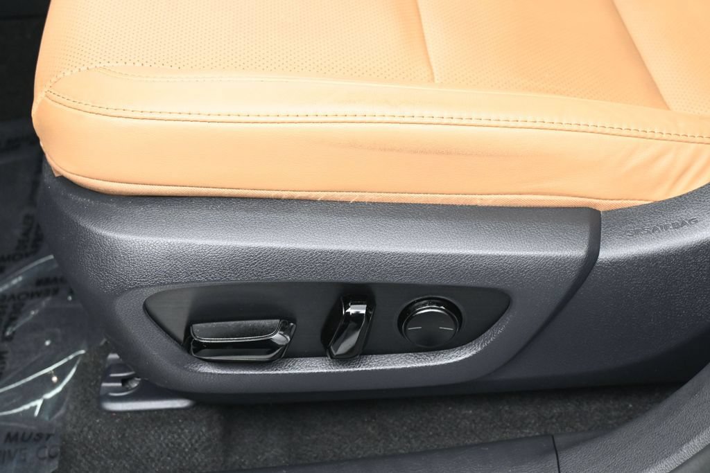 Used 2025 Lexus RX 350 FWD w/ Accessory Package (K3) image 12