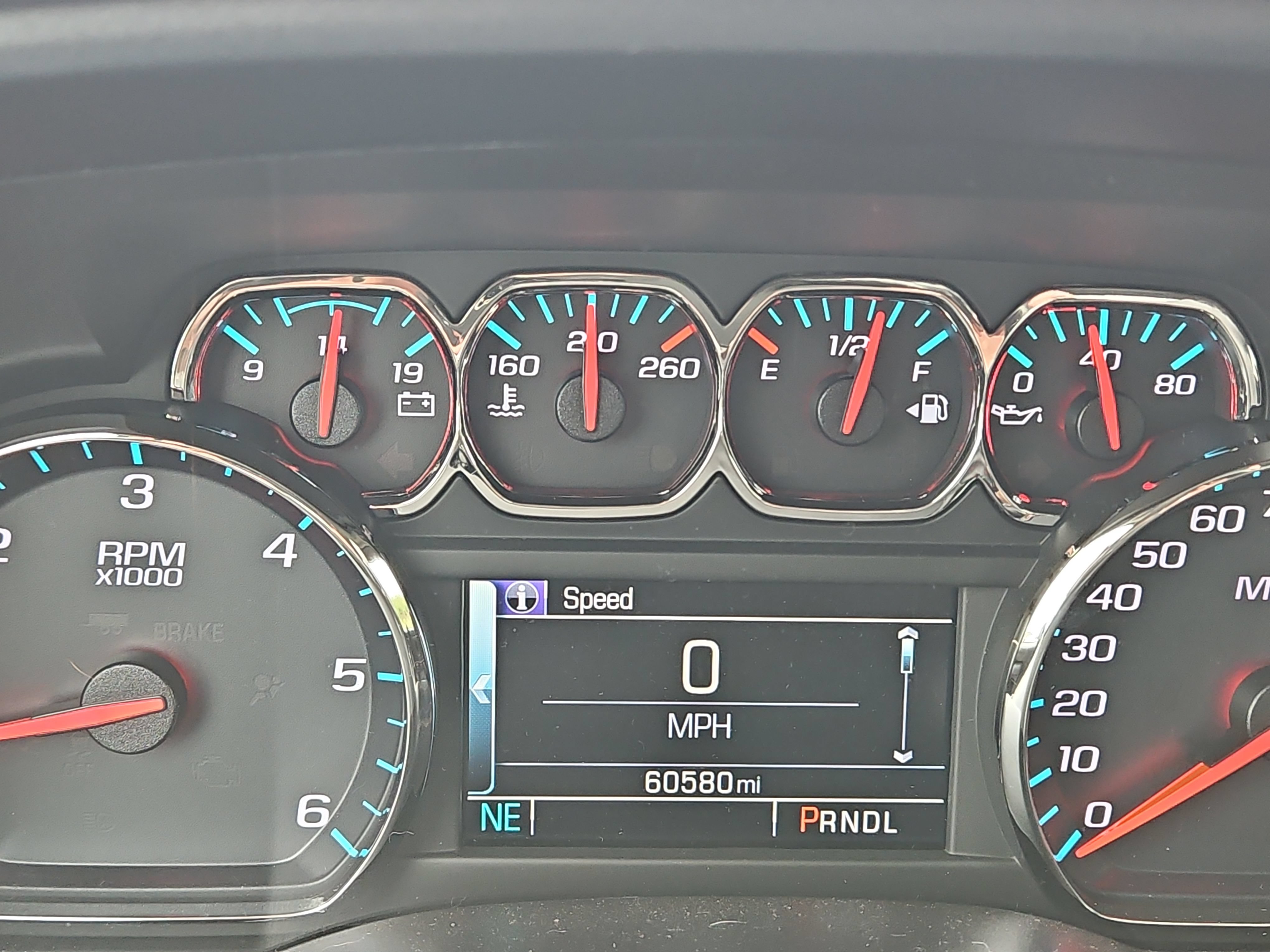 Used 2018 GMC Sierra 1500 SLE w/ SLE Value Package AWD/4WD image 23