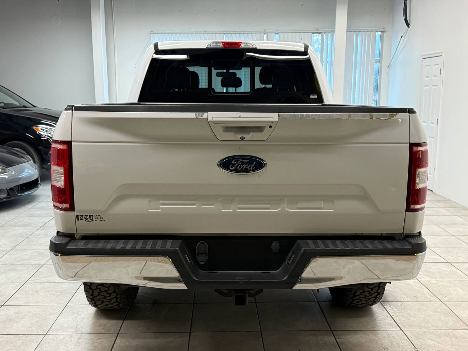 Used 2018 Ford F150 Lariat w/ Trailer Tow Package image 8