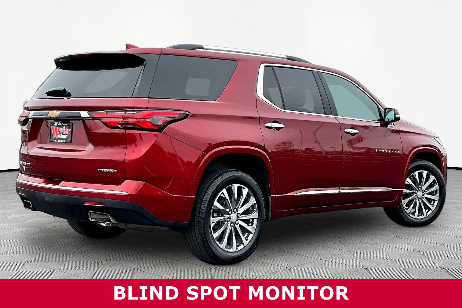 Used 2022 Chevrolet Traverse Premier image 7