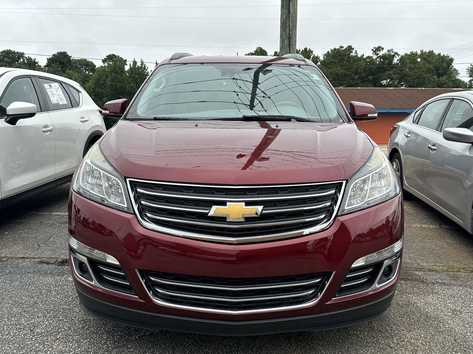 Used 2016 Chevrolet Traverse LTZ FWD image 2