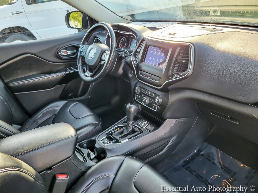 Used 2020 Jeep Cherokee Latitude Plus FWD image 30