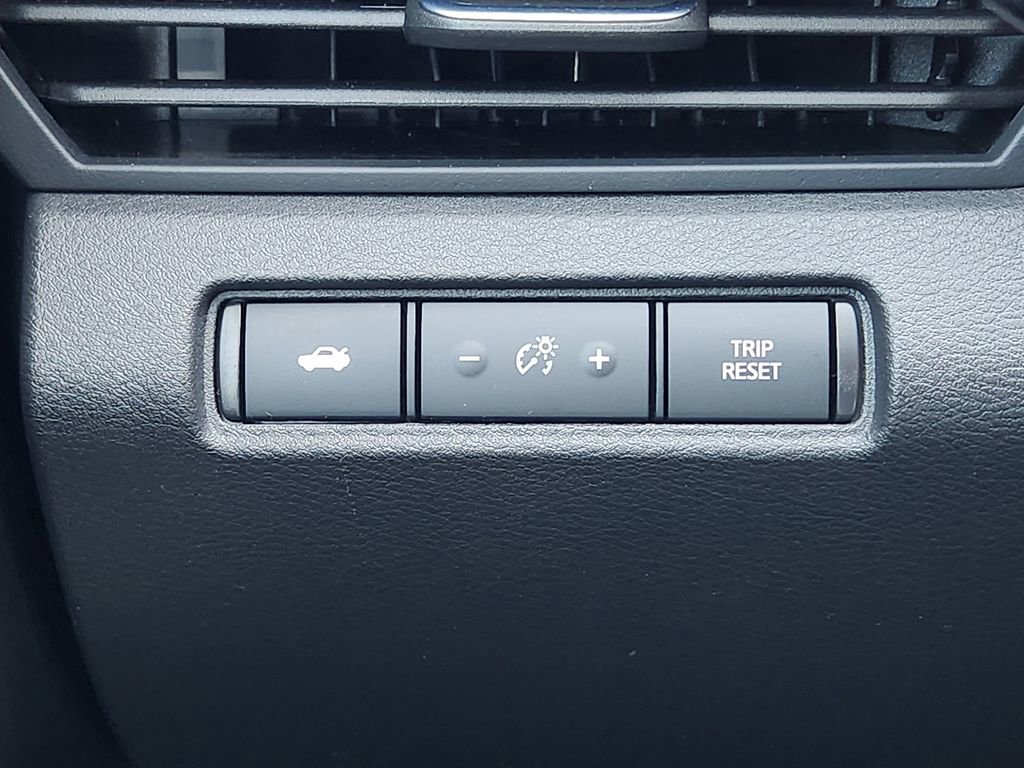 Used 2025 Nissan Altima 2.5 SV FWD image 22