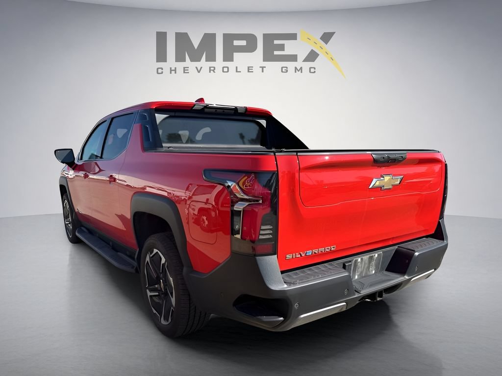Used 2026 Chevrolet Silverado EV LT AWD/4WD image 2