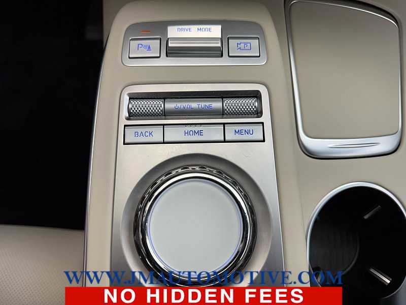 Used 2024 Genesis GV70 2.5T w/ Select Package image 33