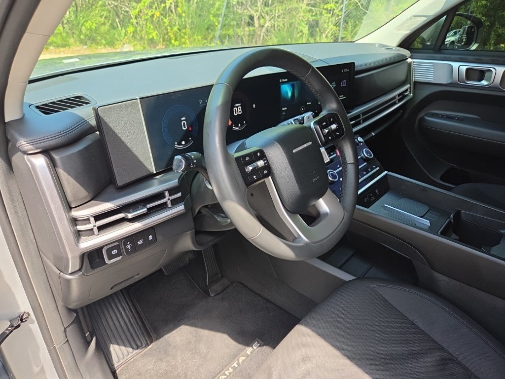 Used 2024 Hyundai Santa Fe SE AWD/4WD image 14