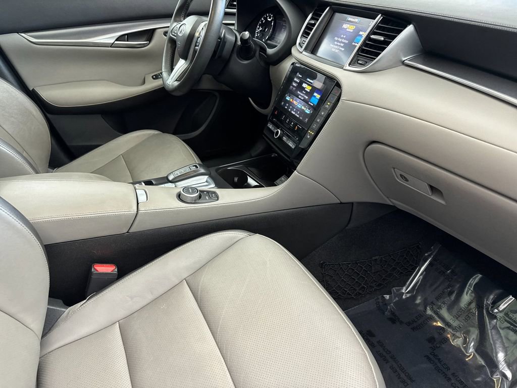 Used 2023 INFINITI QX50 Luxe w/ Cargo Package AWD/4WD image 15