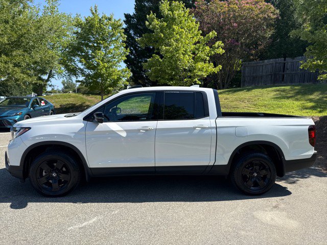 Certified 2024 Honda Ridgeline Black Edition image 4