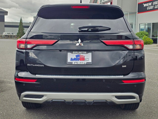 Used 2024 Mitsubishi Outlander SE AWD/4WD image 4