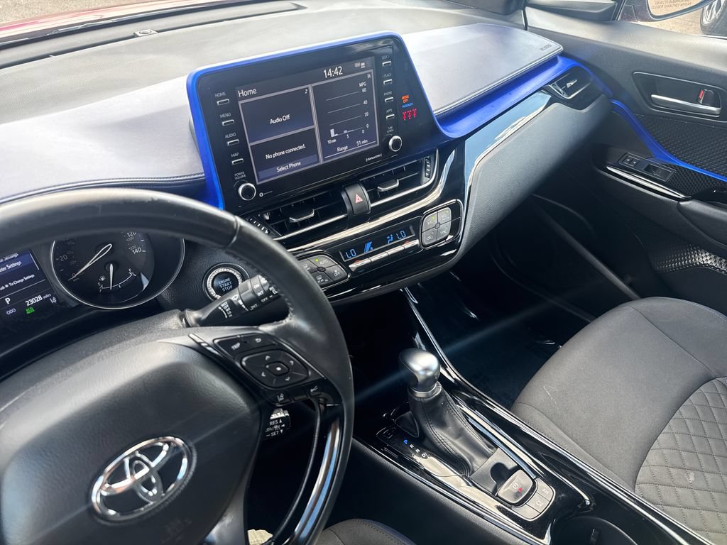 Used 2021 Toyota C-HR XLE FWD image 21