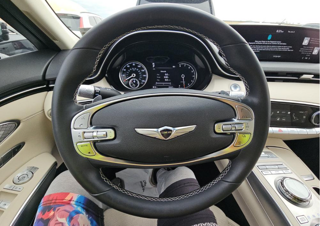 Used 2023 Genesis GV70 2.5T w/ Select Package AWD/4WD image 15