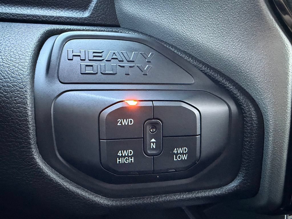 Certified 2025 RAM 2500 Big Horn AWD/4WD image 23