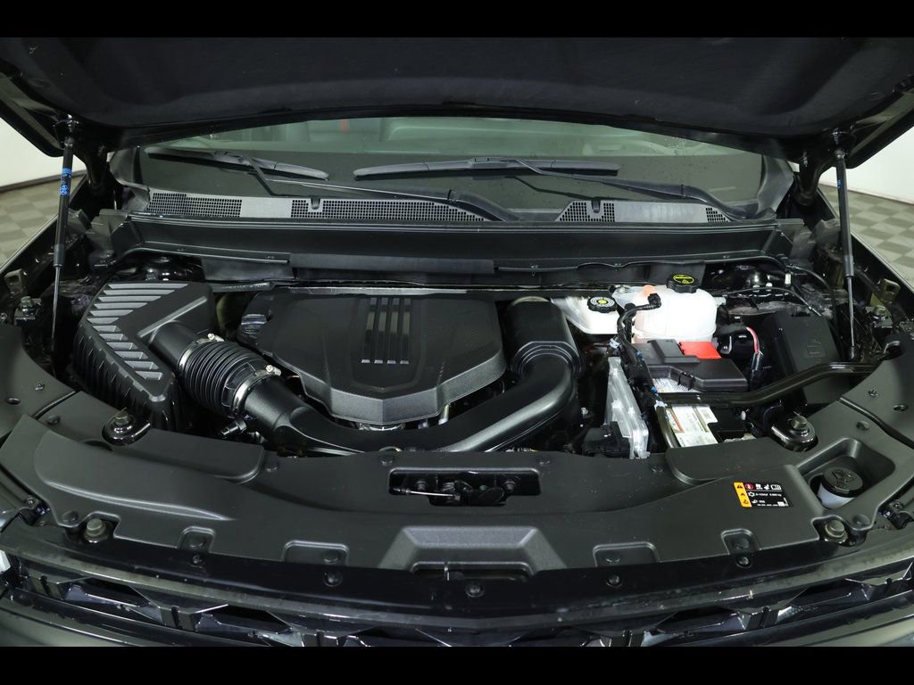 Used 2024 Chevrolet Traverse RS w/ LPO, Floor Liner Package AWD/4WD image 17