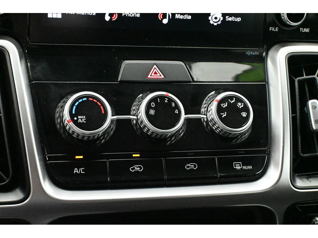 Used 2022 Kia Sorento LX AWD/4WD image 28