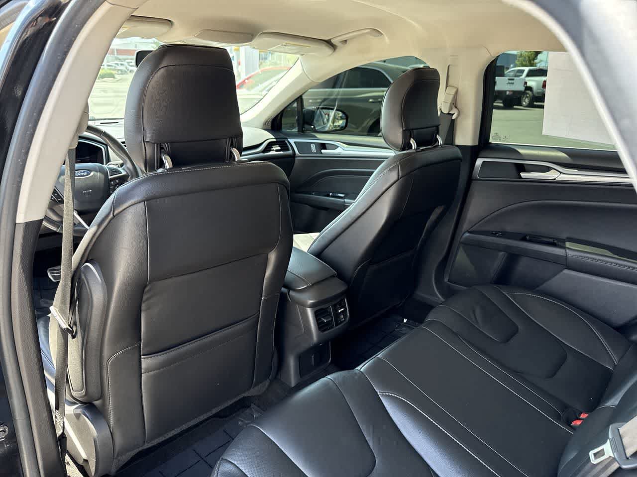 Used 2014 Ford Fusion Titanium FWD image 13
