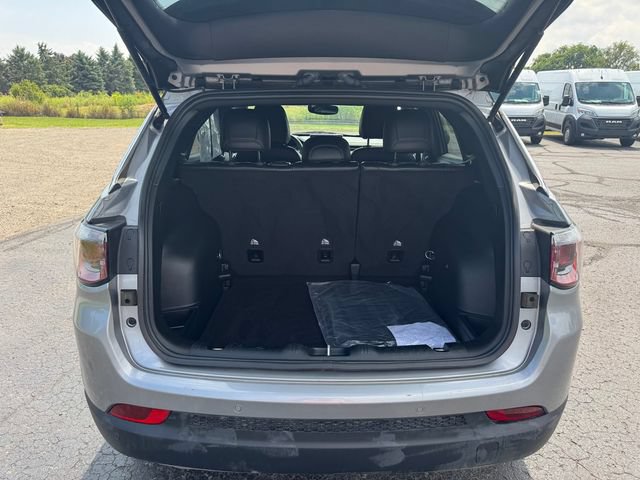 Certified 2023 Jeep Compass Limited AWD/4WD image 17