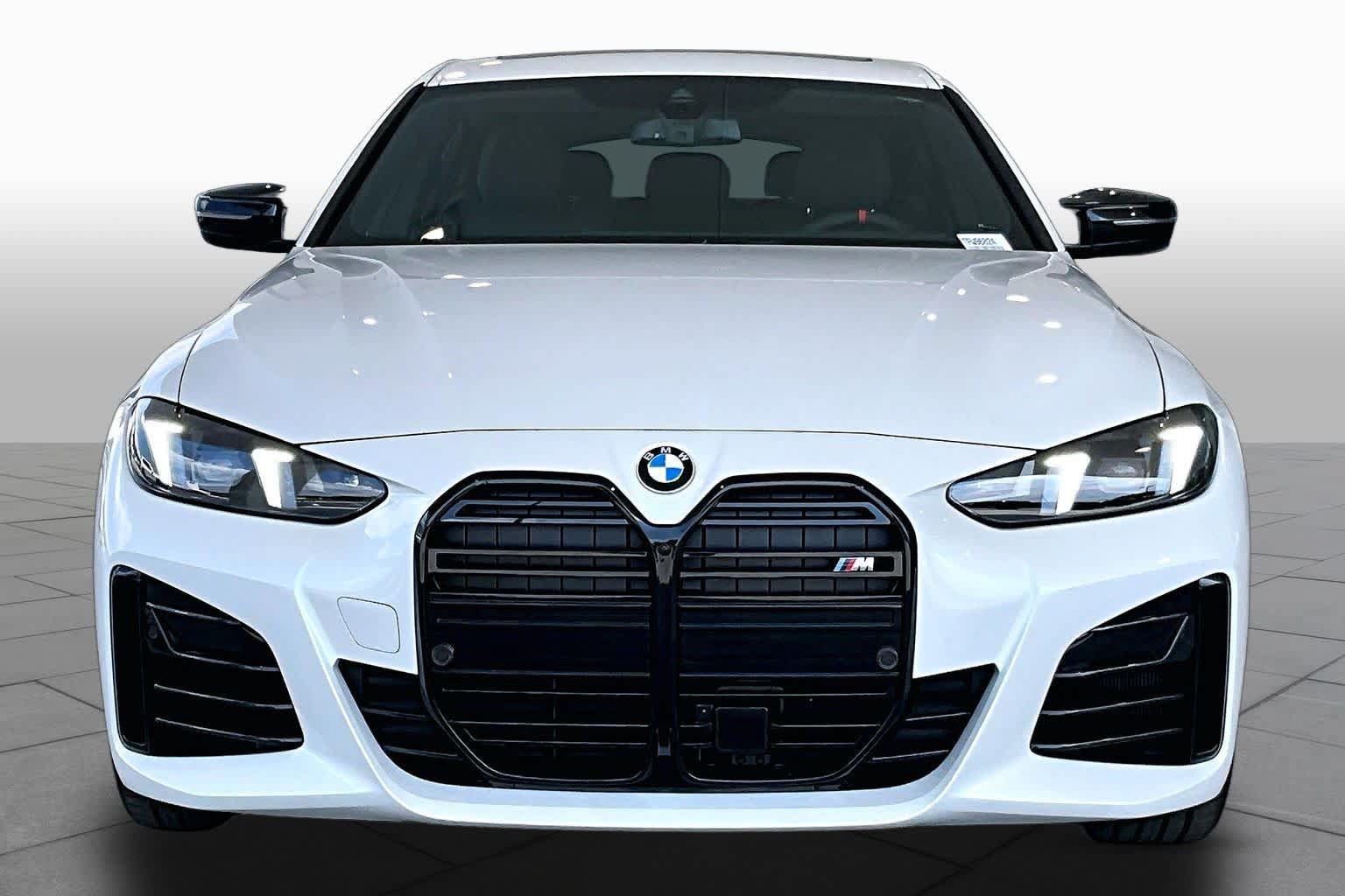 New 2026 BMW M440i w/ Premium Package RWD image 3
