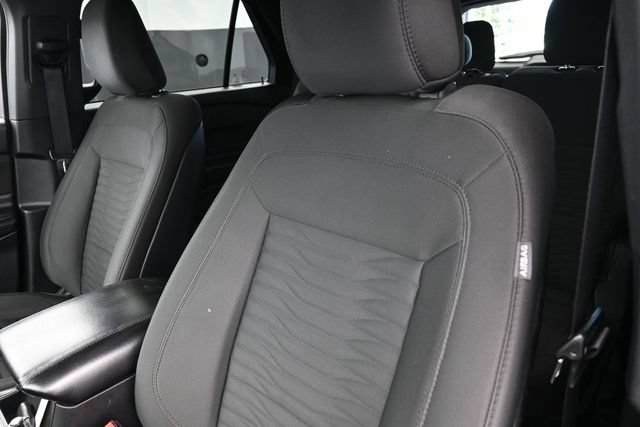 Used 2020 Ford Explorer XLT AWD/4WD image 18