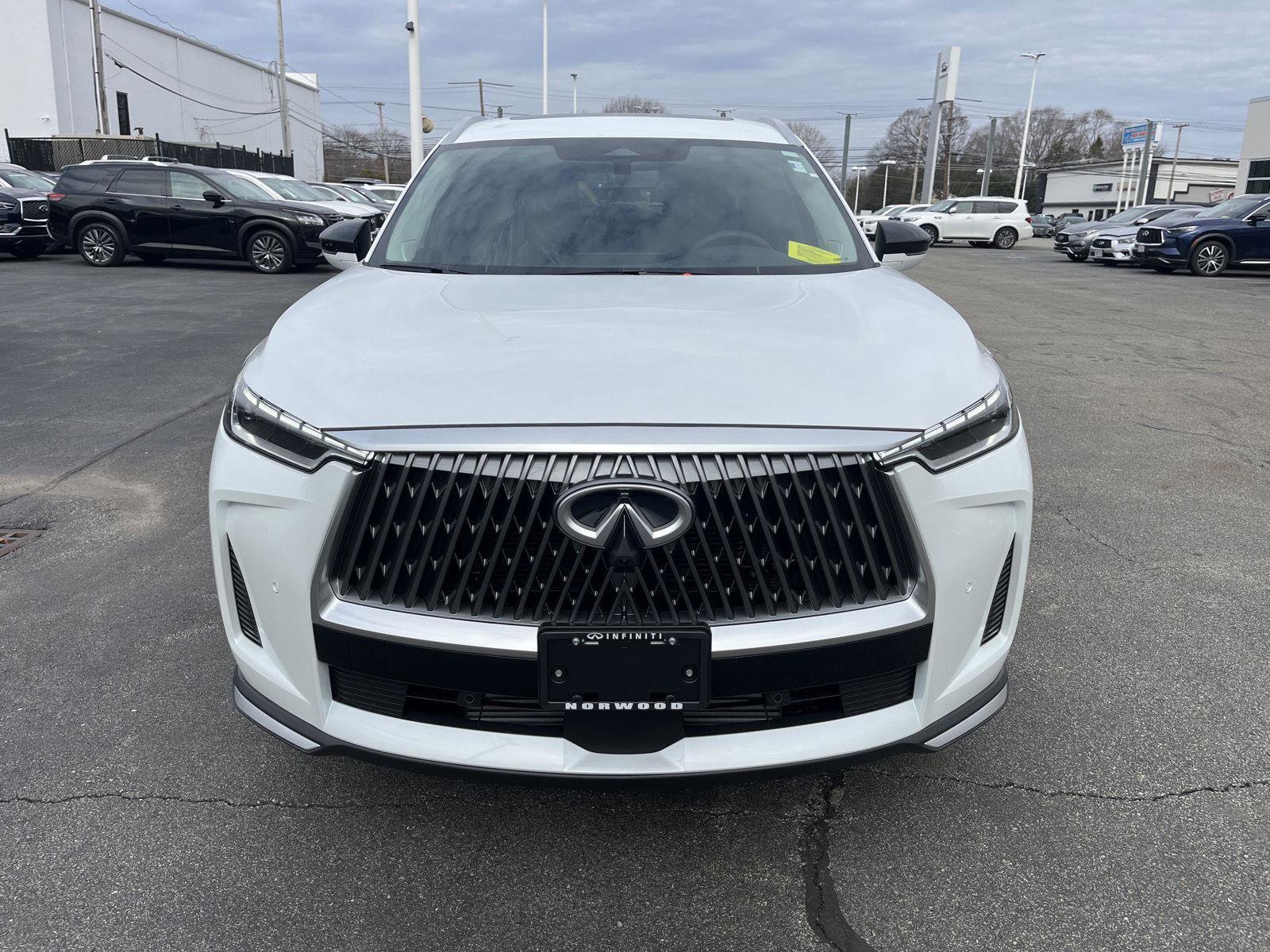 New 2026 INFINITI QX60 Luxe w/ Cargo Package image 8