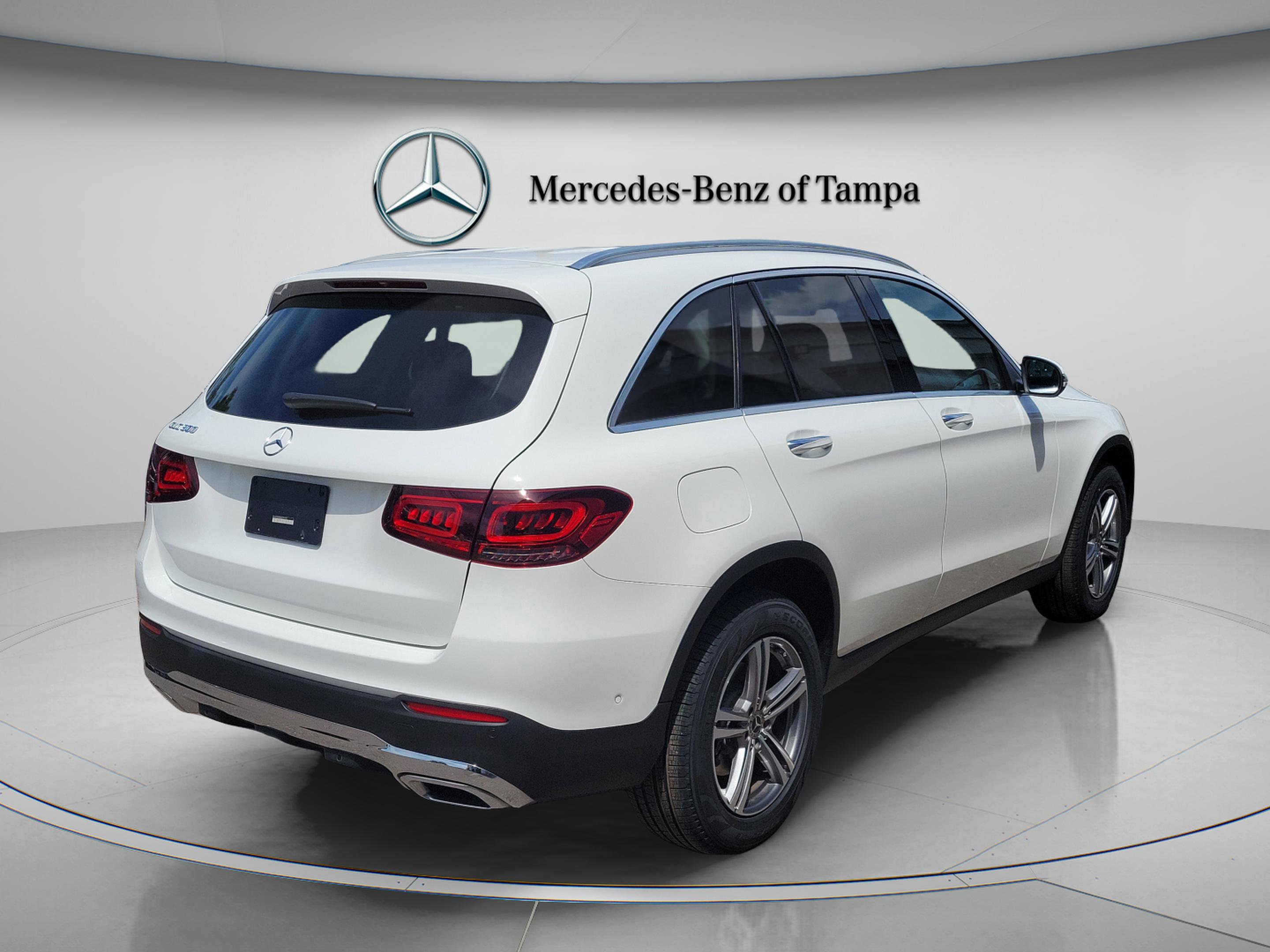 Certified 2022 Mercedes-Benz GLC 300 image 3